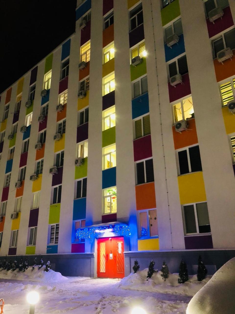 Comfortable Apartment Near Metro Carcóvia Exterior foto