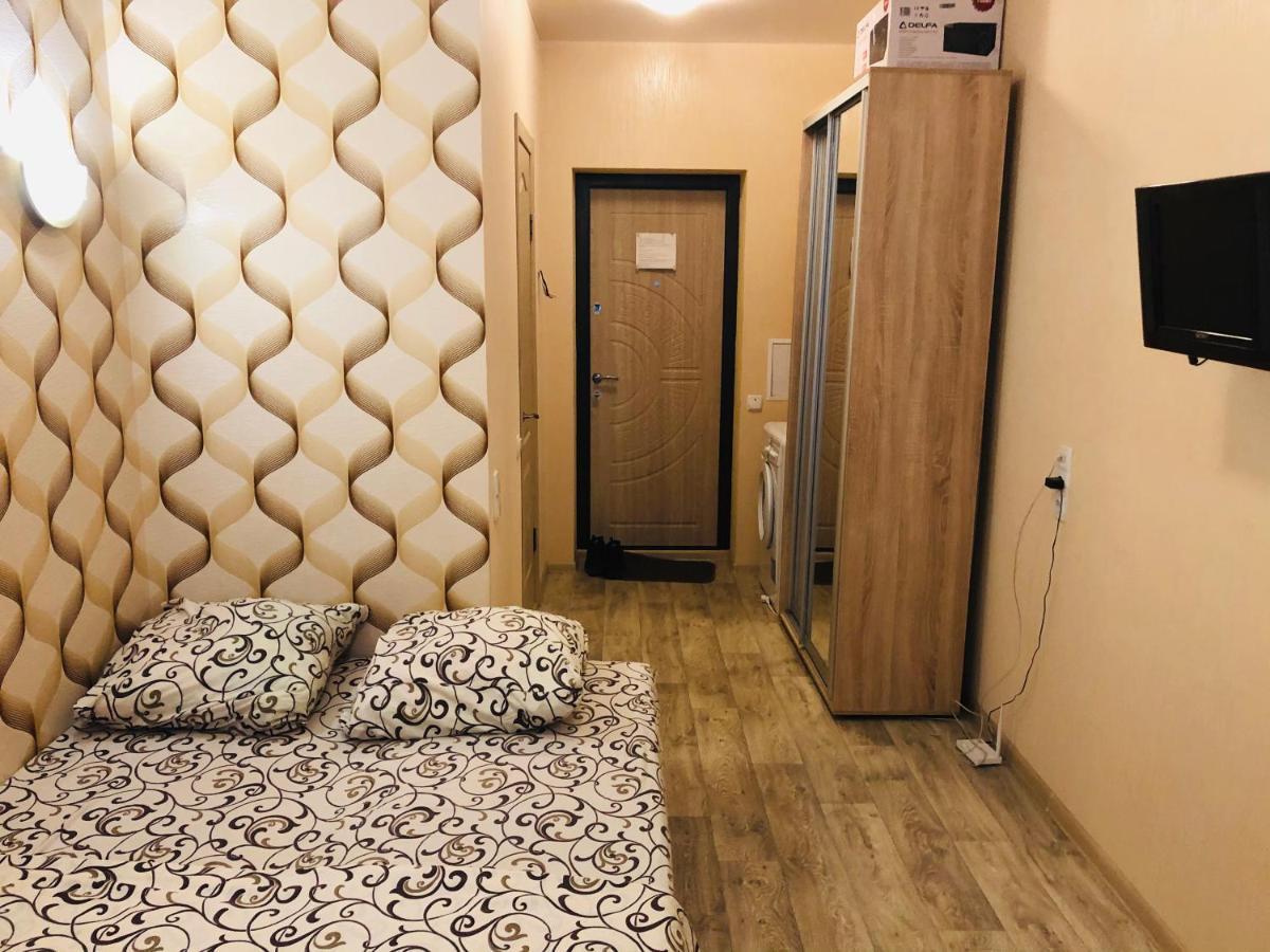 Comfortable Apartment Near Metro Carcóvia Exterior foto